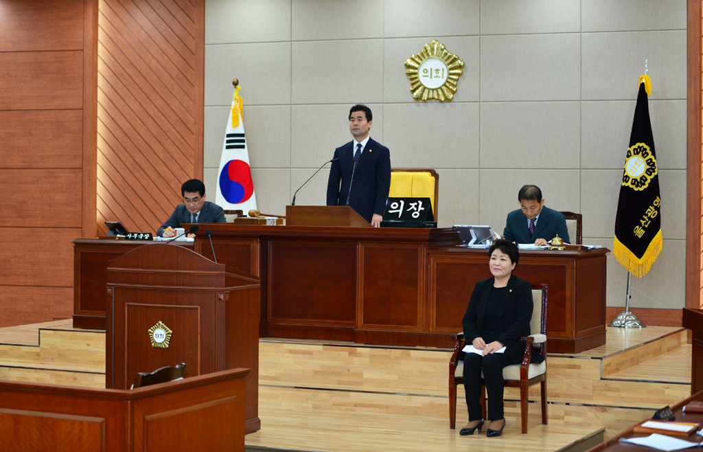 [보도자료]중구의회, 울산시립미술관 부지 이전 반대 결의안 채택_1번째 사진